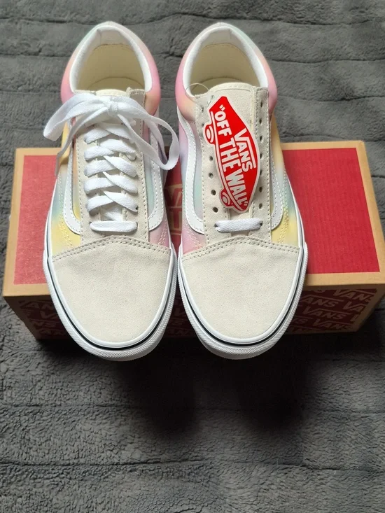 Vans Old Skool Unisex Aura Shift Suede Beige & Pastel Sneakers SZ 6.5 M/8 W, NWT - Picture 3 of 14